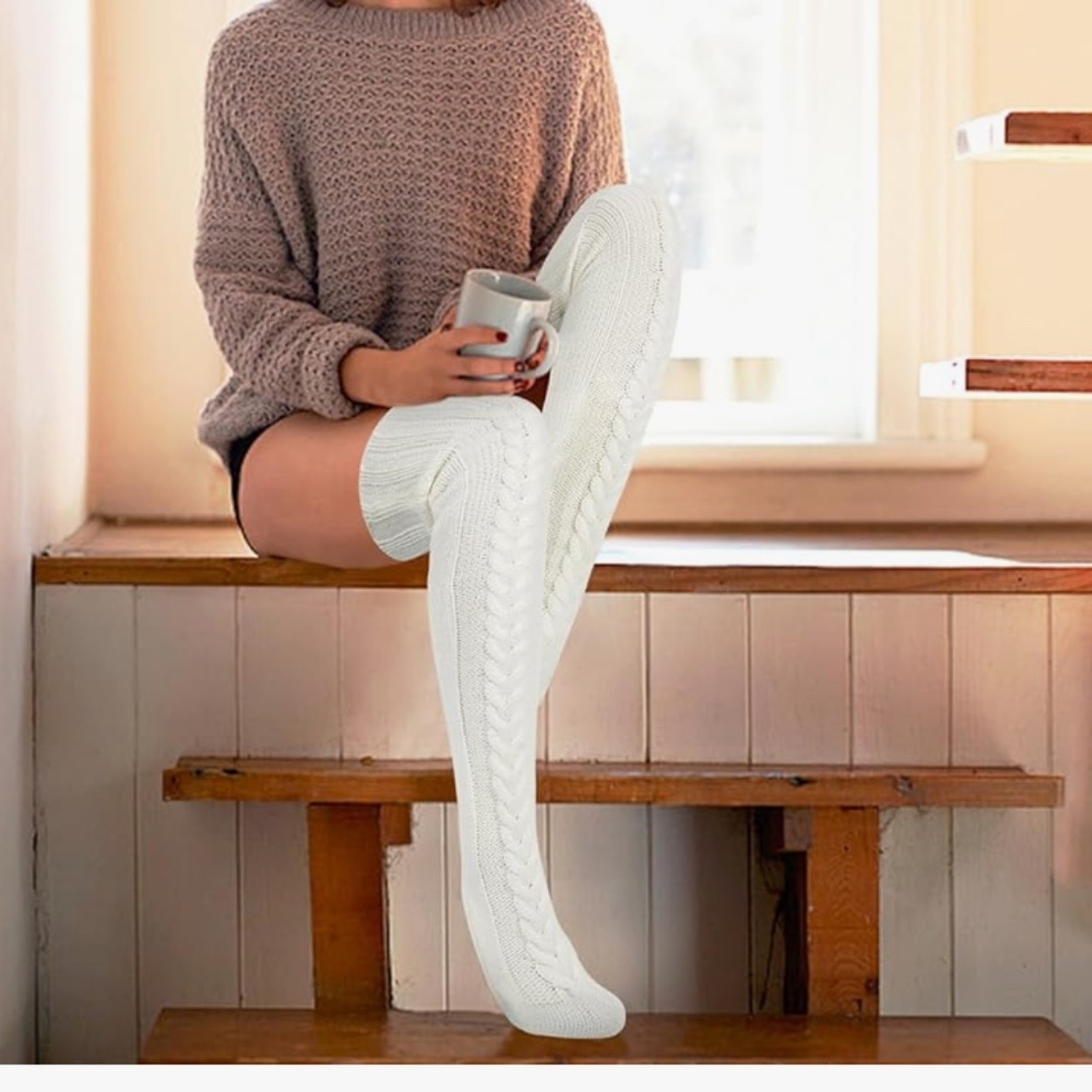 Cable Knitted Thigh High Socks white